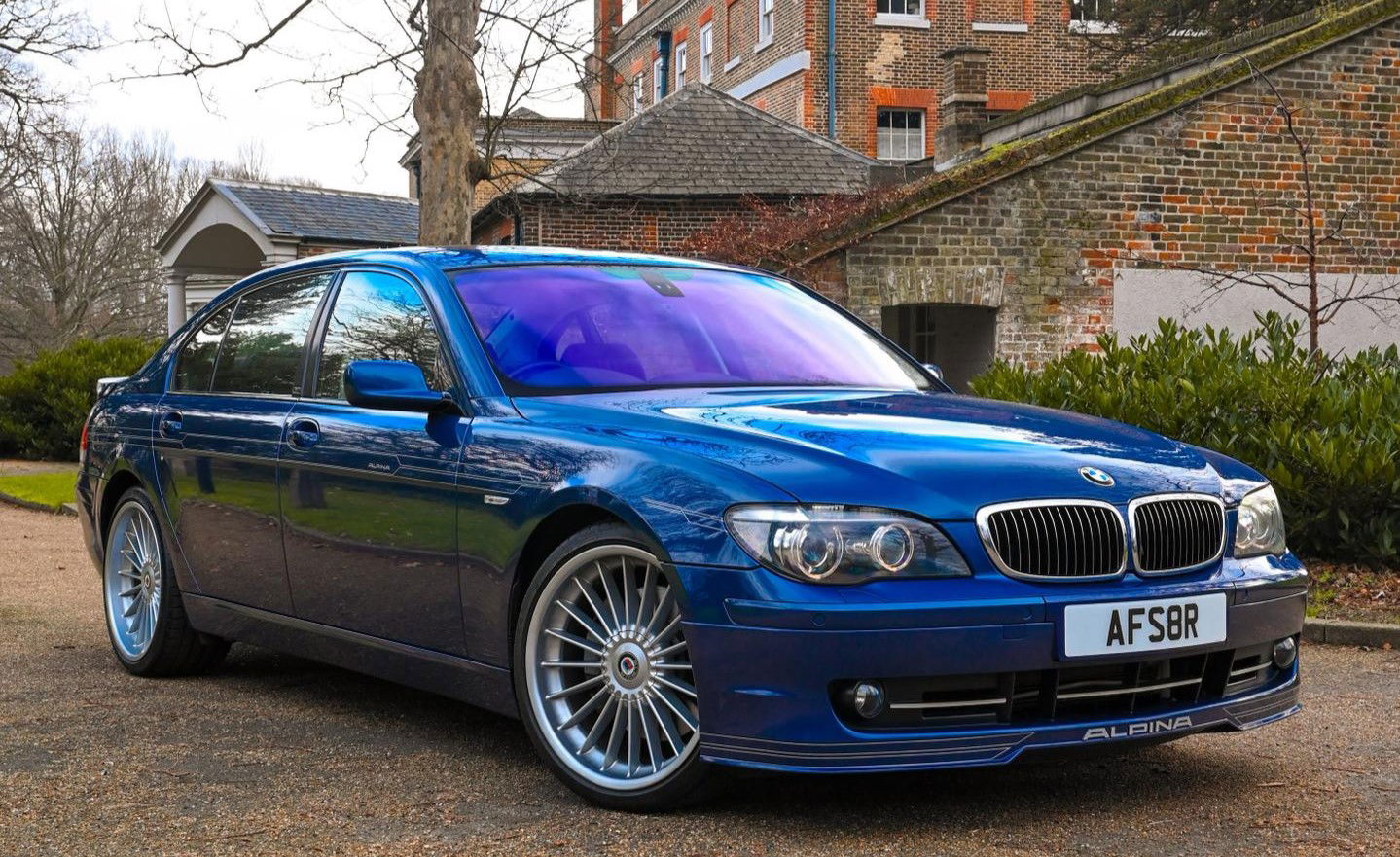 Alpina B7L - front